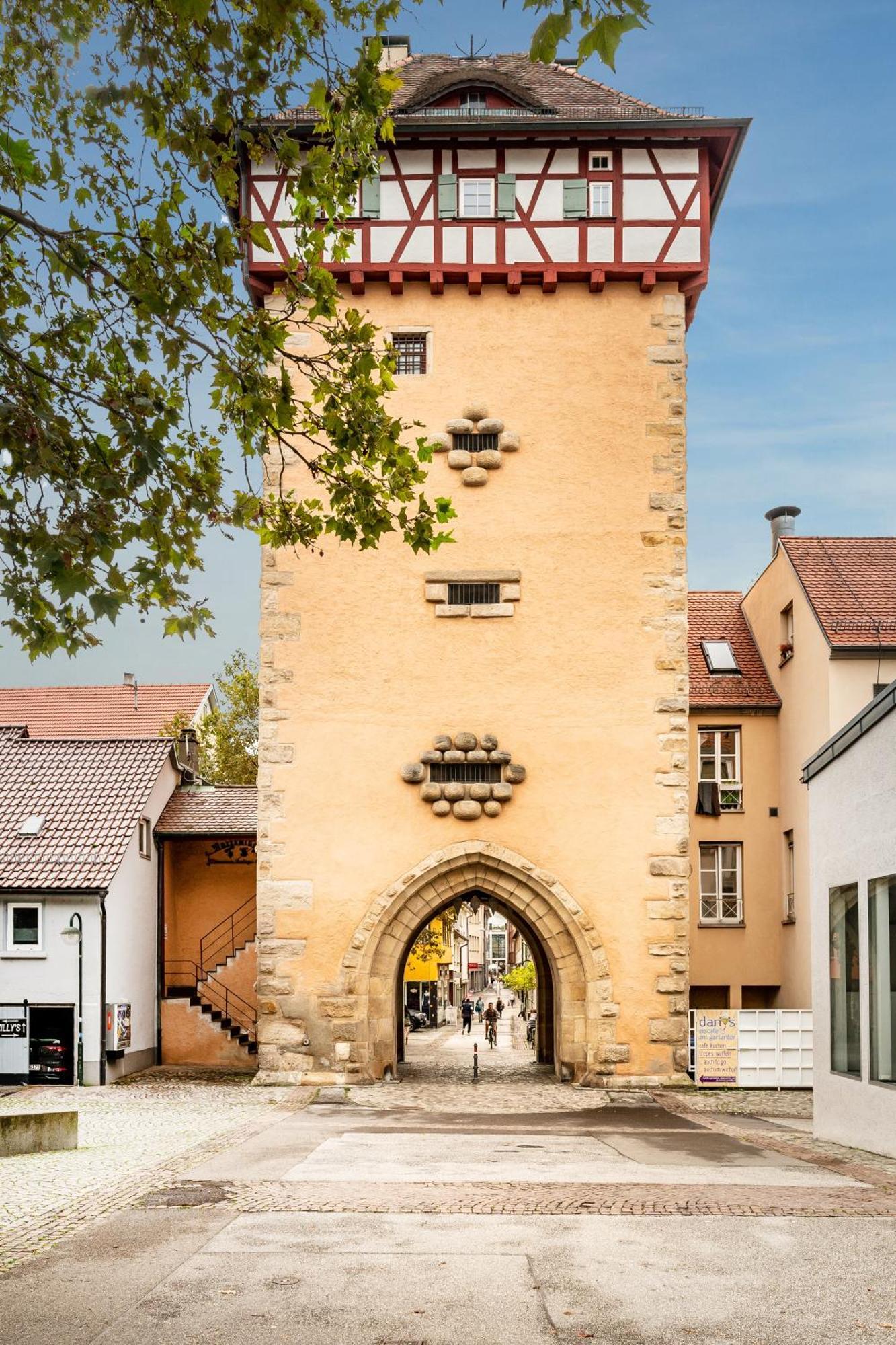 Stadthotel Ройтлинген Экстерьер фото
